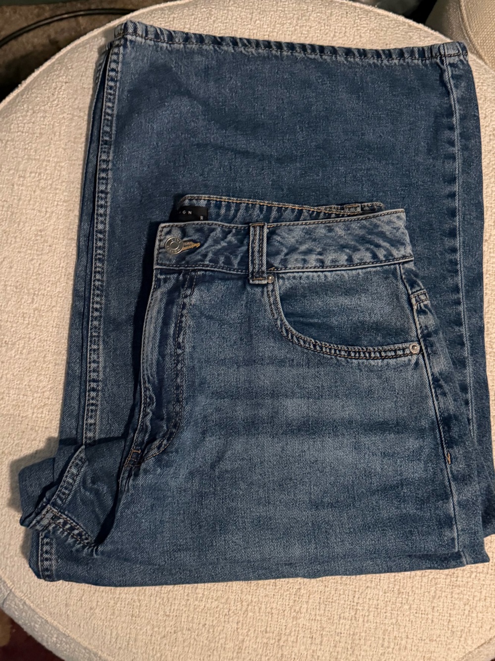 ASOS! Wide Leg lightweight Jean! Sz W36/L30 Like New! Oversized and comfy!